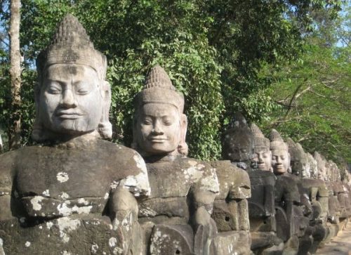 statues of buddha